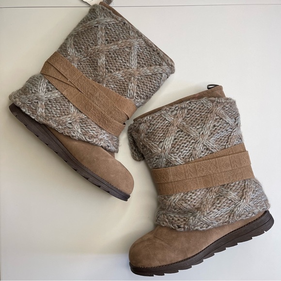 ✨NEW Muk Luks | 3 in 1 Taupe Nikki Belt Wrapped Mid Calf Water Resistant Boots - Picture 7 of 16